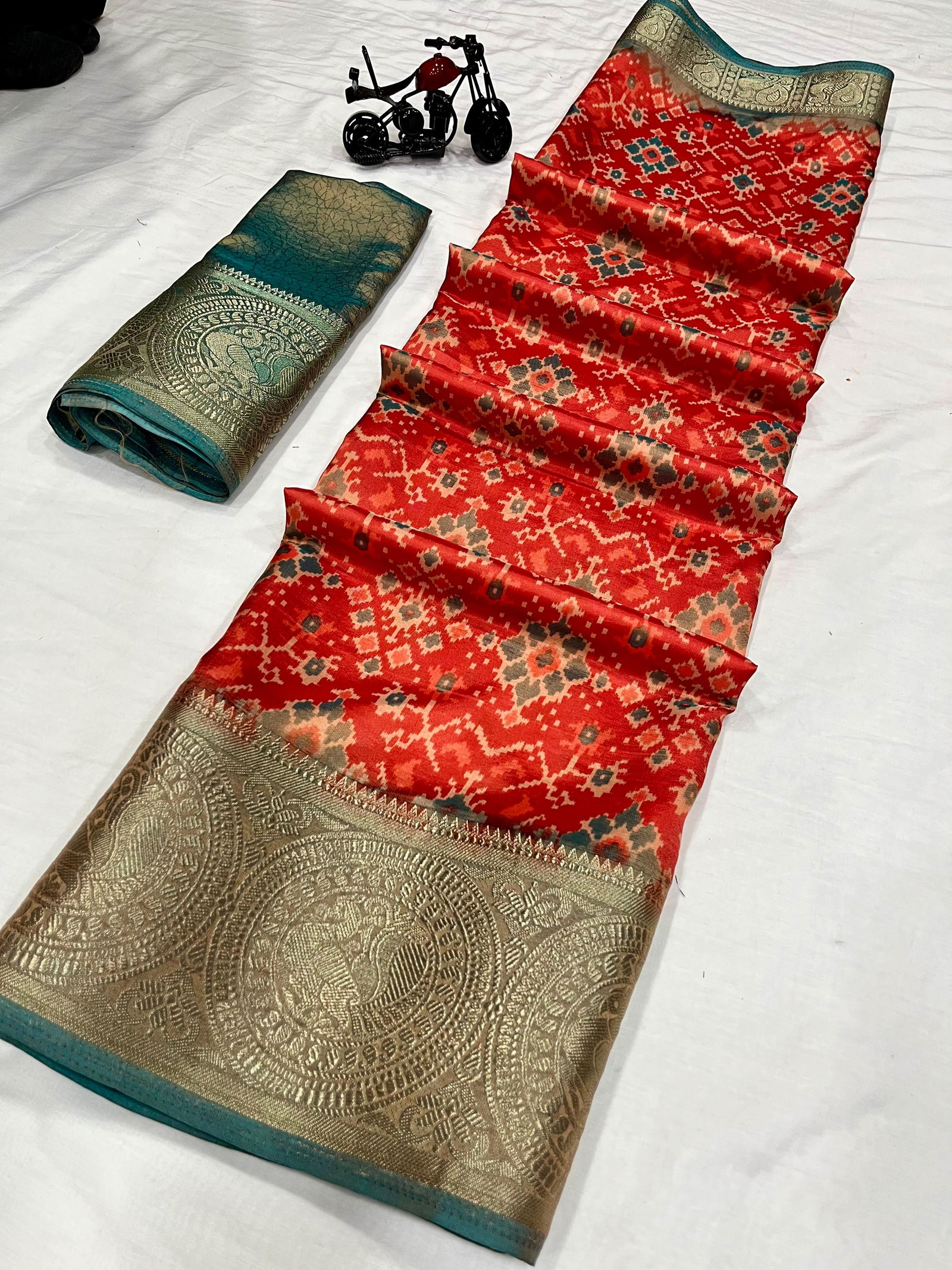 Wow Kalanjali acid Printed Patola Designer Sarees Wholesale Price In Surat